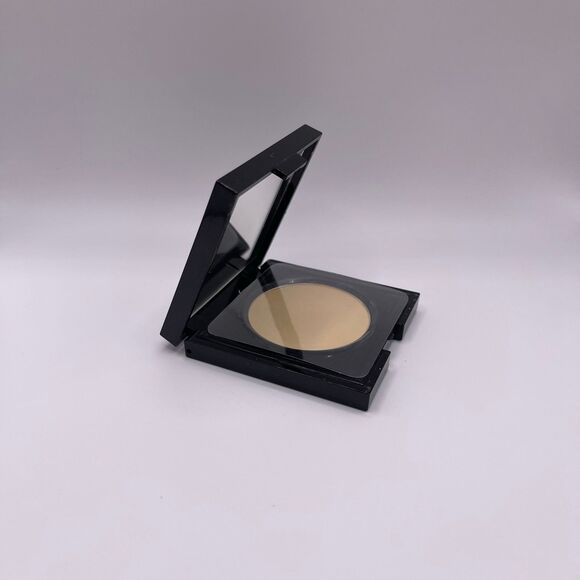 YBF Your Best Friend Neutralizing Face Pressed Powder - Picture 3 of 3